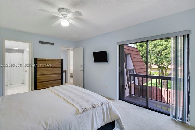 825 Center St 14B, Jupiter, FL 33458