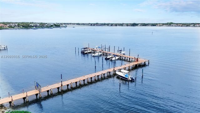 825 Center St 14B, Jupiter, FL 33458