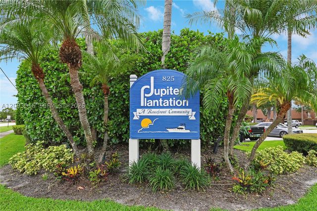 825 Center St 14B, Jupiter, FL 33458