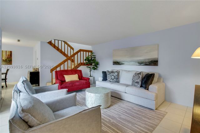 825 Center St 14B, Jupiter, FL 33458