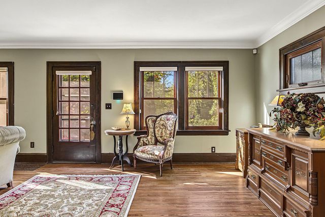 680 Chippewa Avenue, Saint Paul, MN 55107