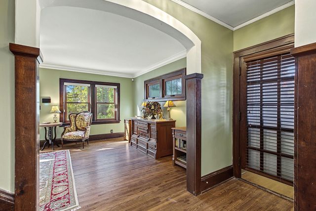 680 Chippewa Avenue, Saint Paul, MN 55107