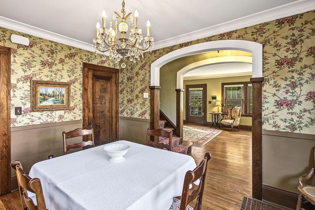 680 Chippewa Avenue, Saint Paul, MN 55107