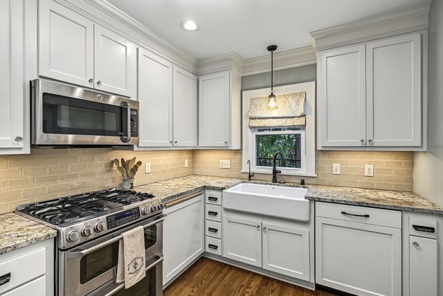680 Chippewa Avenue, Saint Paul, MN 55107