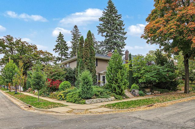 680 Chippewa Avenue, Saint Paul, MN 55107