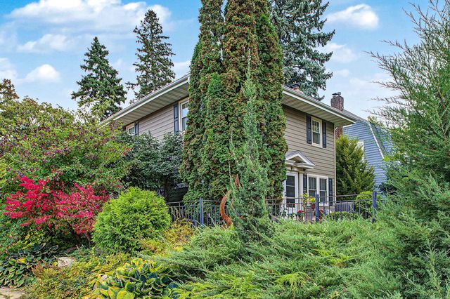 680 Chippewa Avenue, Saint Paul, MN 55107