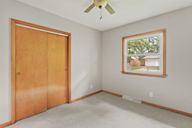 630 W Lombard Street, Davenport, IA 52803