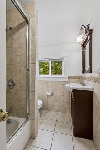 401 Ocean Avenue, Malverne, NY 11565