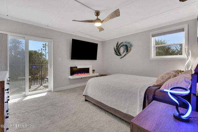 411 1ST Street S 202, Jacksonville Beach, FL 32250