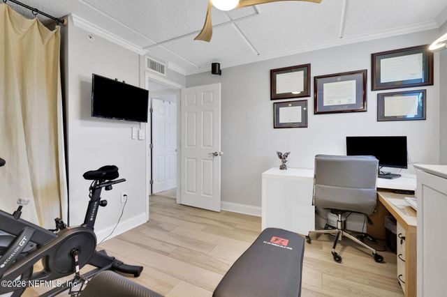 411 1ST Street S 202, Jacksonville Beach, FL 32250