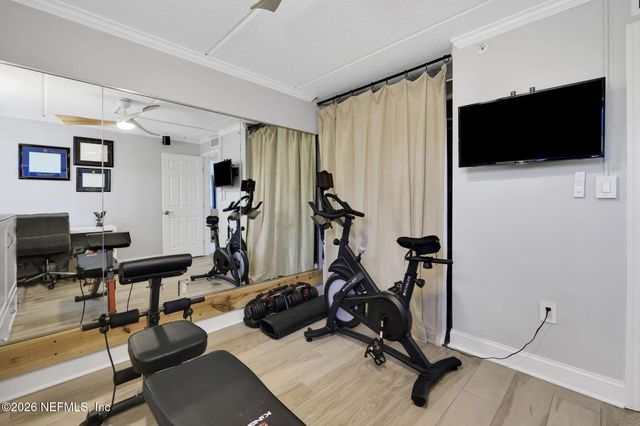 411 1ST Street S 202, Jacksonville Beach, FL 32250