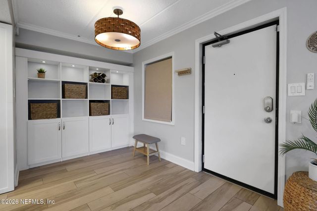 411 1ST Street S 202, Jacksonville Beach, FL 32250