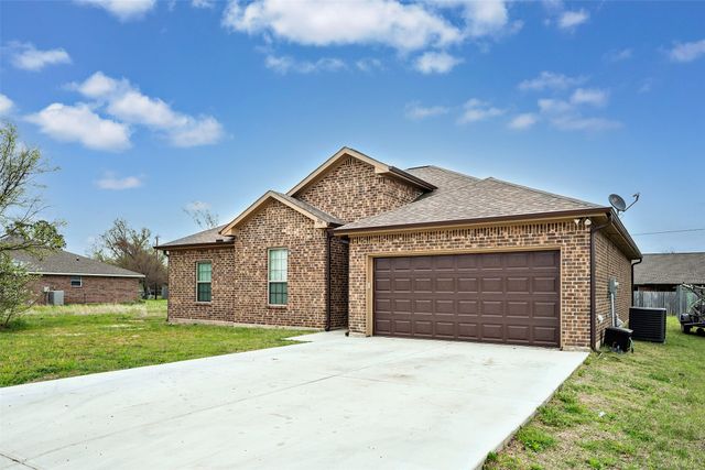 324 Windjammer Road, Gun Barrel City, TX 75156