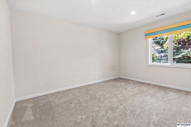 1414 N 132 Avenue Circle, Omaha, NE 68154