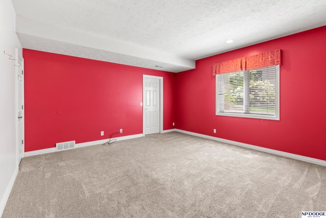 1414 N 132 Avenue Circle, Omaha, NE 68154