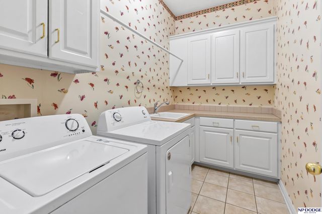 1414 N 132 Avenue Circle, Omaha, NE 68154
