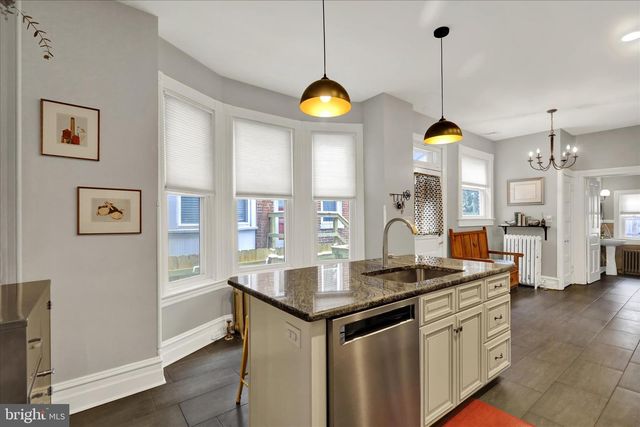 607 W CHESTNUT ST, Lancaster, PA 17603