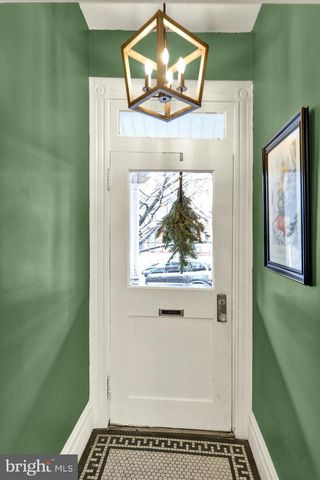 607 W CHESTNUT ST, Lancaster, PA 17603