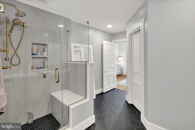 607 W CHESTNUT ST, Lancaster, PA 17603