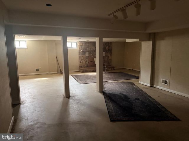 206 WHITEHALL CT, Voorhees, NJ 08043