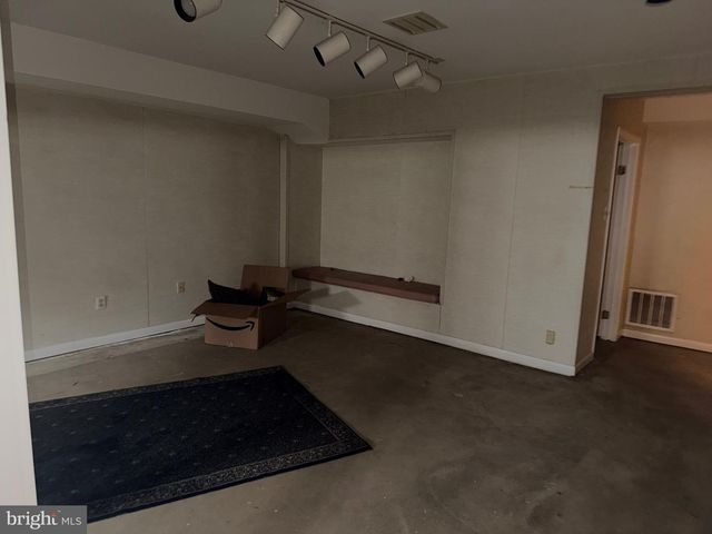 206 WHITEHALL CT, Voorhees, NJ 08043