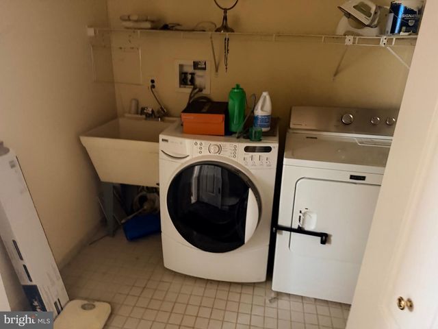 206 WHITEHALL CT, Voorhees, NJ 08043