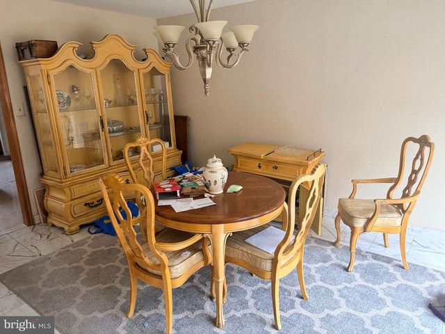 206 WHITEHALL CT, Voorhees, NJ 08043