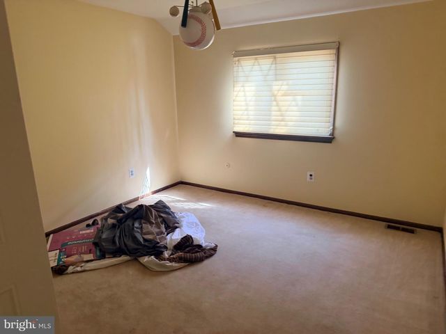 206 WHITEHALL CT, Voorhees, NJ 08043