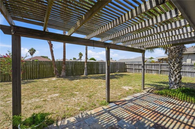 13957 Mainsail St, Corpus Christi, TX 78418