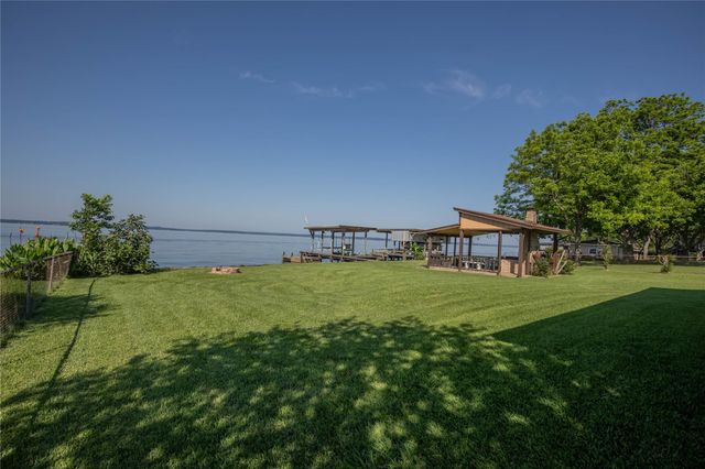 202 Willie Cook Street, Livingston, TX 77351