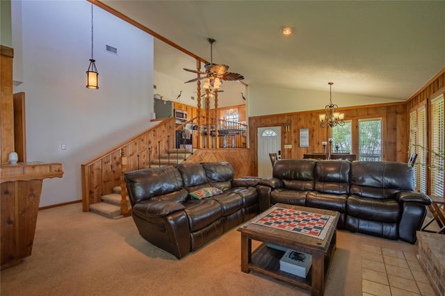 202 Willie Cook Street, Livingston, TX 77351