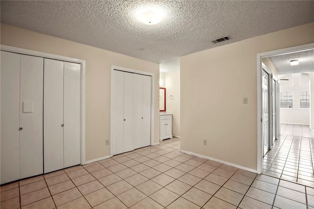 8807 Pineridge DR A, Austin, TX 78729