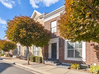 4784 S HUNTLY DR, Murray, UT 84107