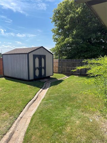 7232 NW 102nd Street, Oklahoma City, OK 73162