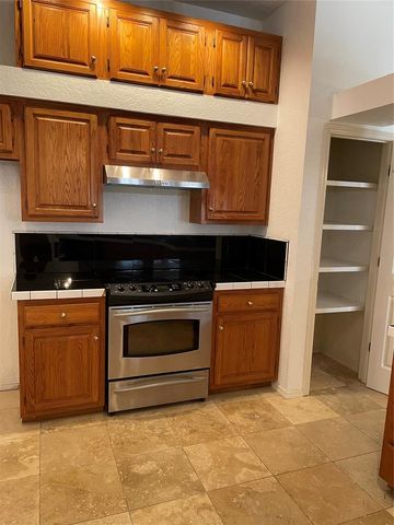 7232 NW 102nd Street, Oklahoma City, OK 73162