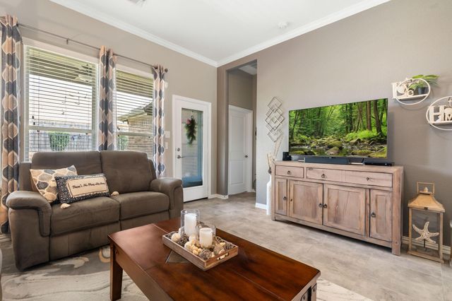 2204 Golden Laurel Drive, Conroe, TX 77304
