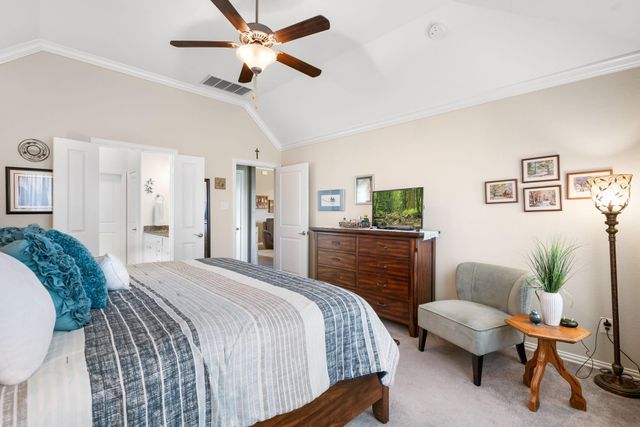 2204 Golden Laurel Drive, Conroe, TX 77304