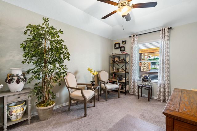 2204 Golden Laurel Drive, Conroe, TX 77304