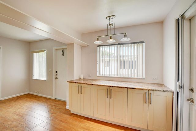 6347 Country Wood Way, Delray Beach, FL 33484