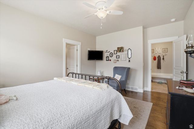 1690 N 60 W, North Ogden, UT 84404