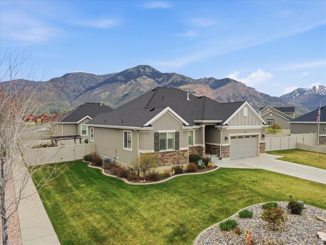 1690 N 60 W, North Ogden, UT 84404
