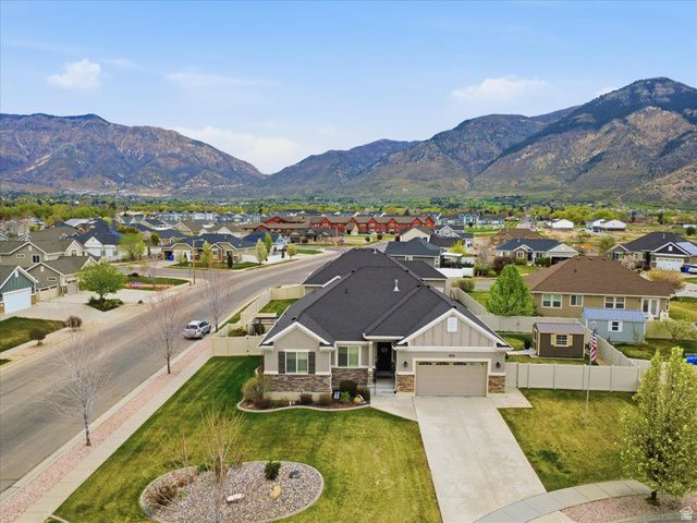 1690 N 60 W, North Ogden, UT 84404