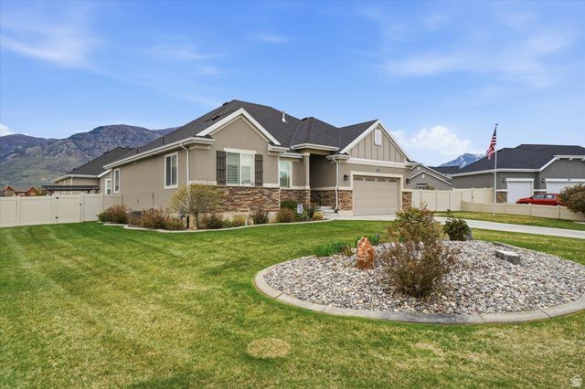 1690 N 60 W, North Ogden, UT 84404