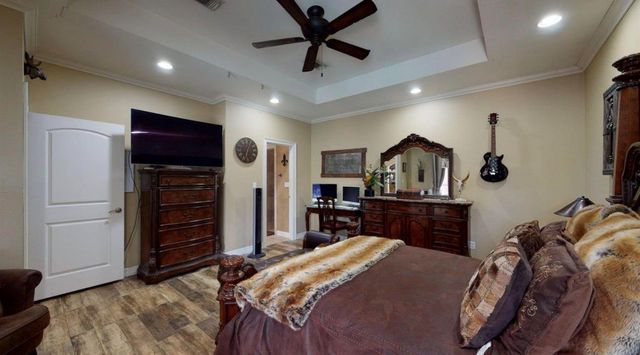 104 Mockingbird Lane, Bridge City, TX 77611