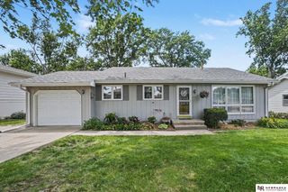 6802 S 81 Street, Ralston, NE 68127