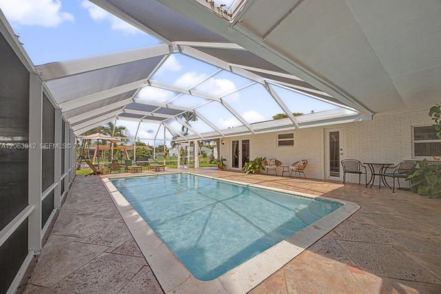 9921 SW 195th Street, Cutler Bay, FL 33157