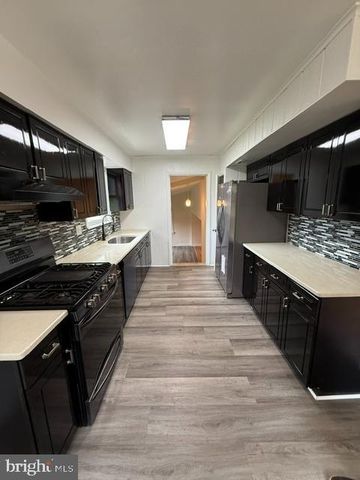 152 E CHURCH RD, Elkins Park, PA 19027
