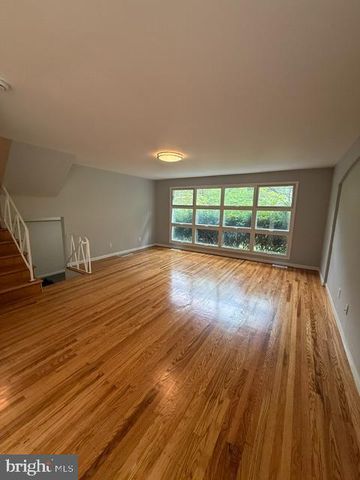 152 E CHURCH RD, Elkins Park, PA 19027