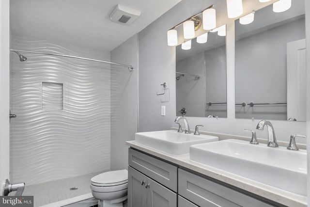 1310 RIGGS ST NW, Washington, DC 20009