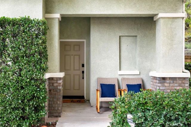 28388 Mayfair, Valencia, CA 91354